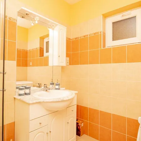 970 - Kozvetlen Vizparti Lakoparkban Tihanyi Panoramas Apartman Apartment Balatonoszod