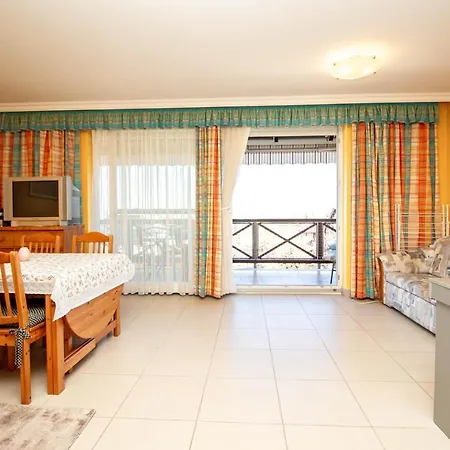 970 - Kozvetlen Vizparti Lakoparkban Tihanyi Panoramas Apartman *